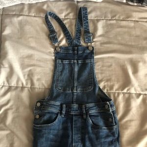 H&M skinny jean overalls!